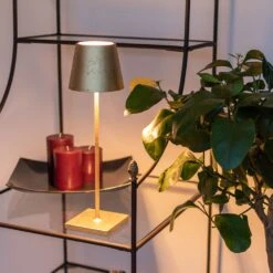 LED Outdoor Akku-Tischlampe Qutarg Dimmbar IP54 Blatt-Gold